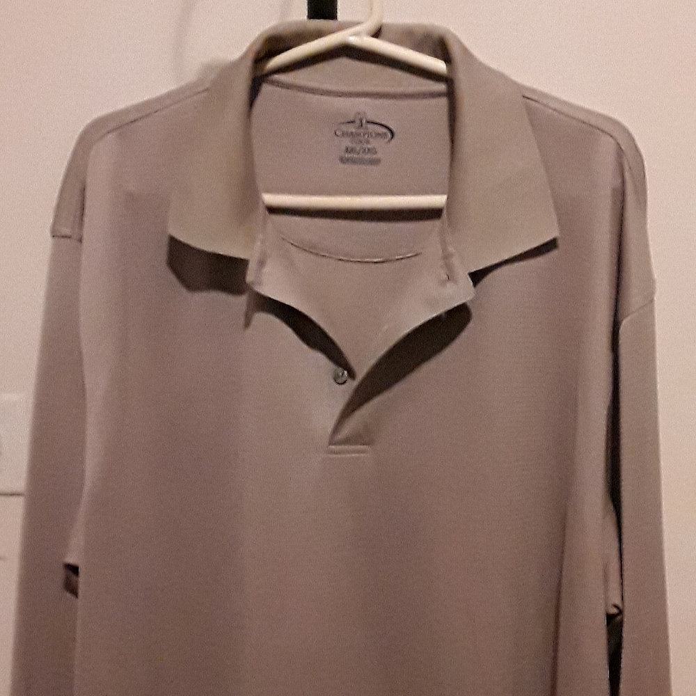 CHAMPION GOLF POLO SHIRT. SIZE XXL..